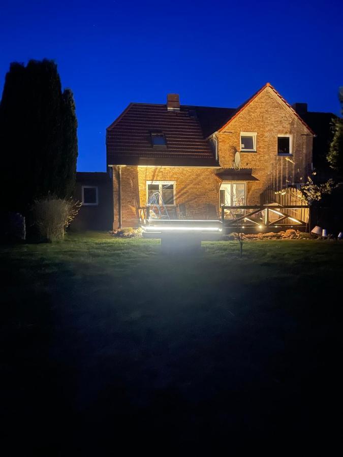 Ferienzimmer / Monteurzimmer Rostocker Heide Apartamento Klein Kussewitz Exterior foto